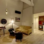 Erizio - A Bucolic And Urban Break Бордо