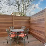 Апарт-отель Erizio - A Bucolic And Urban Break 4*