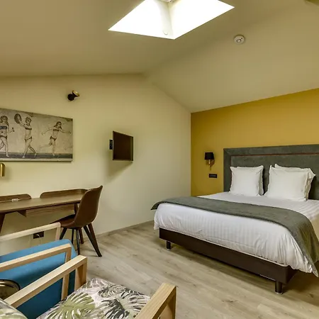 Erizio, A Bucolic And Urban Break Apartment