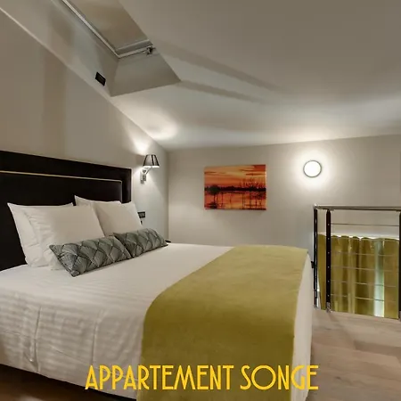 Erizio, A Bucolic And Urban Break Apartment *