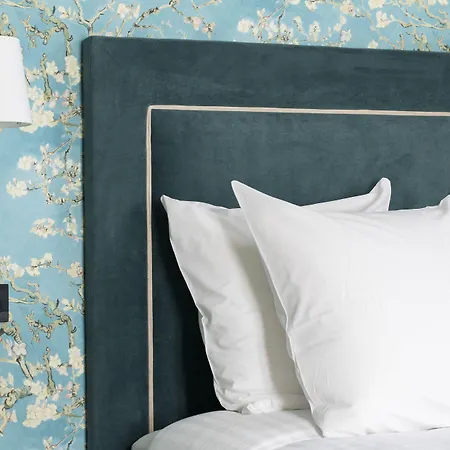 Erizio - A Bucolic And Urban Break Aparthotel 4*