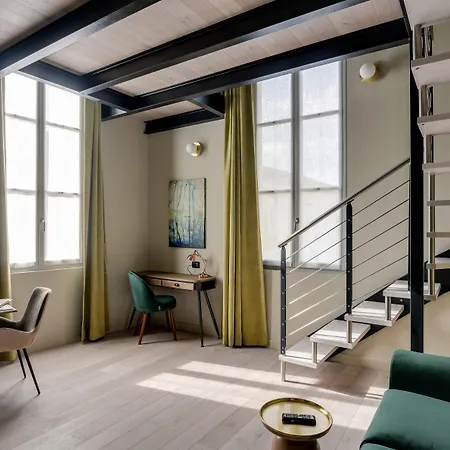 Aparthotel Erizio - A Bucolic And Urban Break 4*
