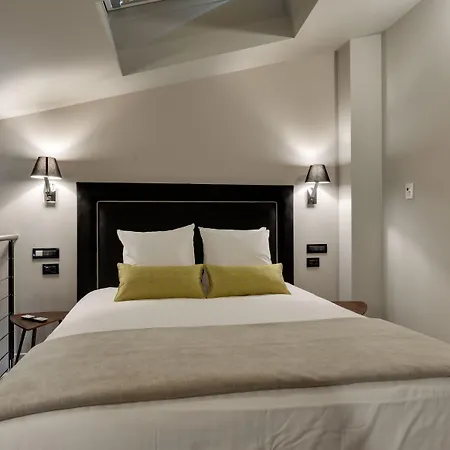 Aparthotel Erizio - A Bucolic And Urban Break