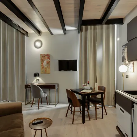 Erizio - A Bucolic And Urban Break Aparthotel 4*