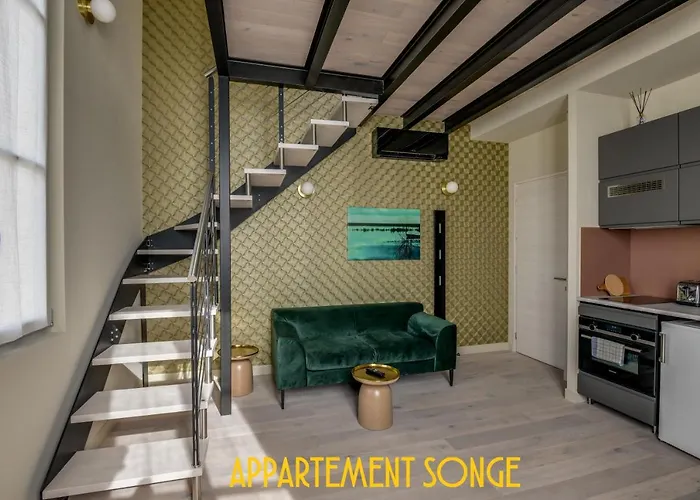 Erizio - A Bucolic And Urban Break Μπορντό