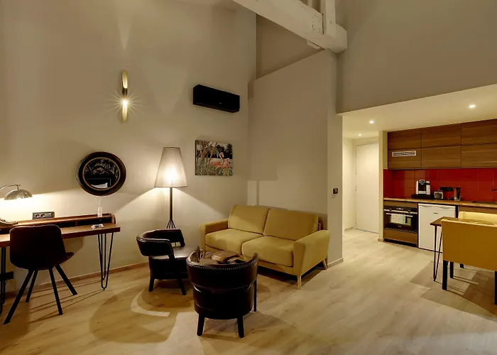 Erizio - A Bucolic And Urban Break Μπορντό