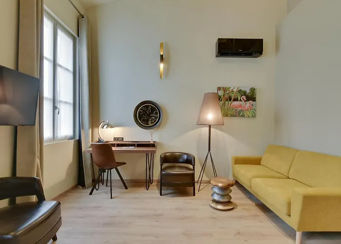 Aparthotel Erizio - A Bucolic And Urban Break Bordeaux