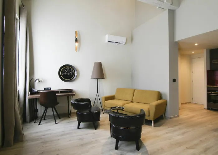 Erizio - A Bucolic And Urban Break Aparthotel 4*