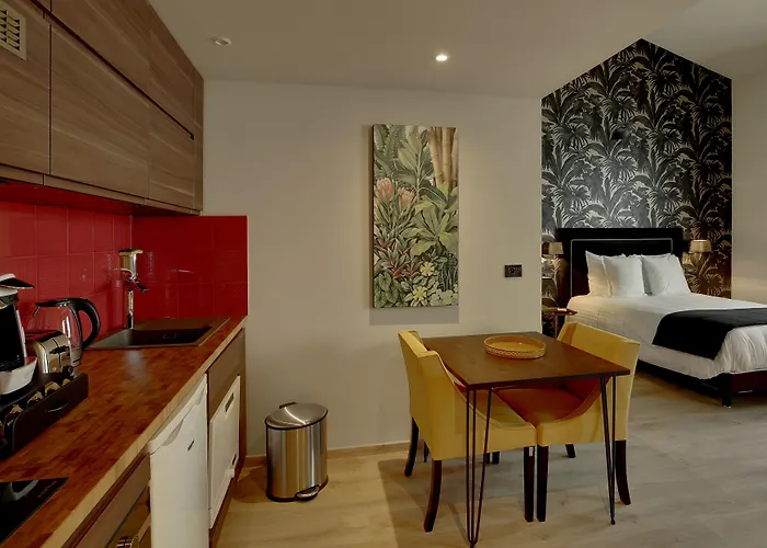 Erizio - A Bucolic&urban Break Aparthotel Bordeaux