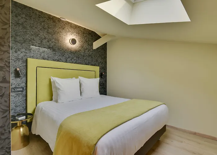Erizio - A Bucolic And Urban Break Apartahotel