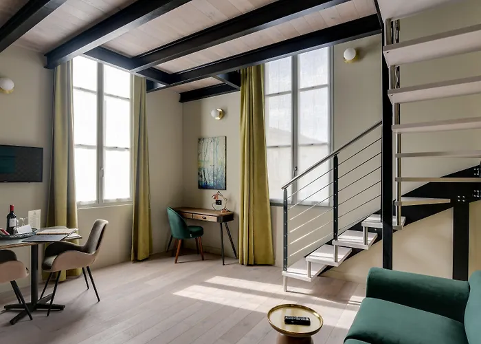 Aparthotel Erizio - A Bucolic&urban Break 4*