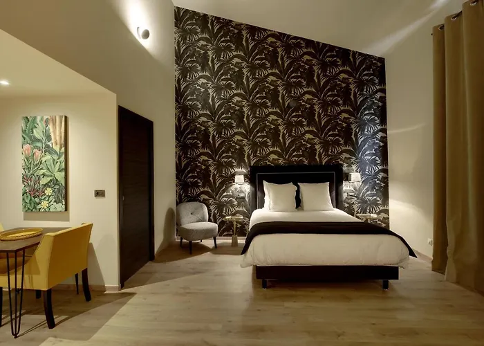 Erizio - A Bucolic And Urban Break Apartahotel