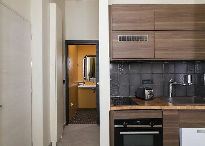 Aparthotel Erizio - A Bucolic&urban Break 4*